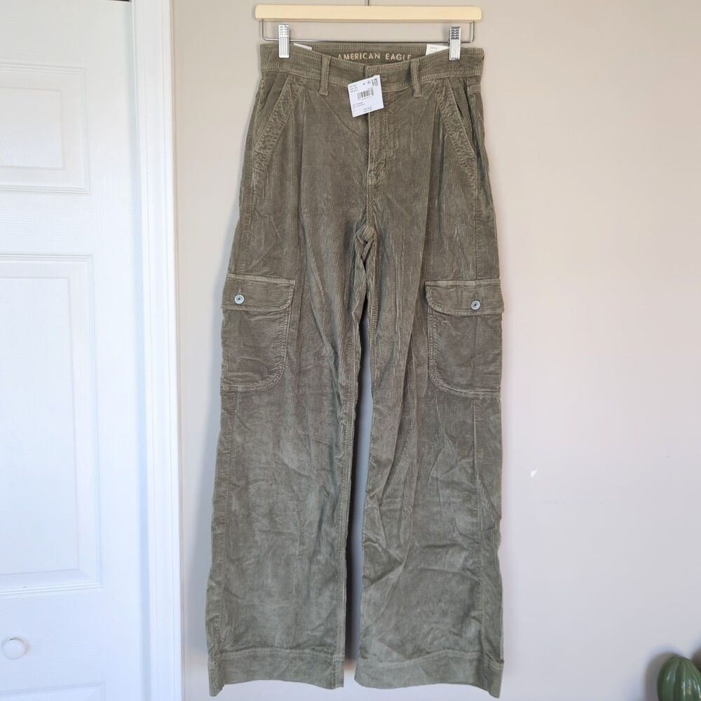 American Eagle NWT Super High Rise Baggy Wide Leg Green Corduroy Pants 2 Grunge